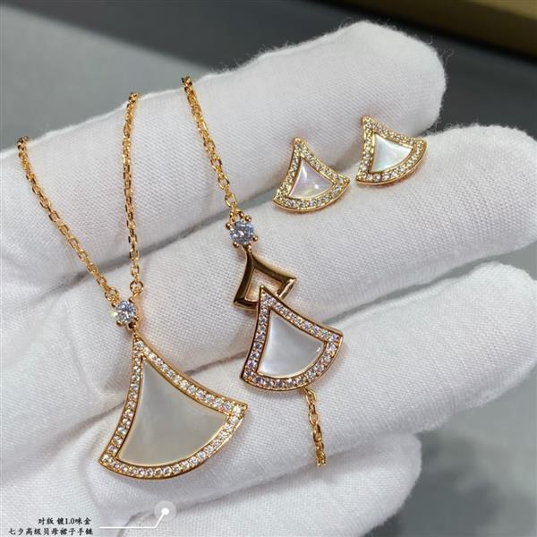 2024261512881 115120